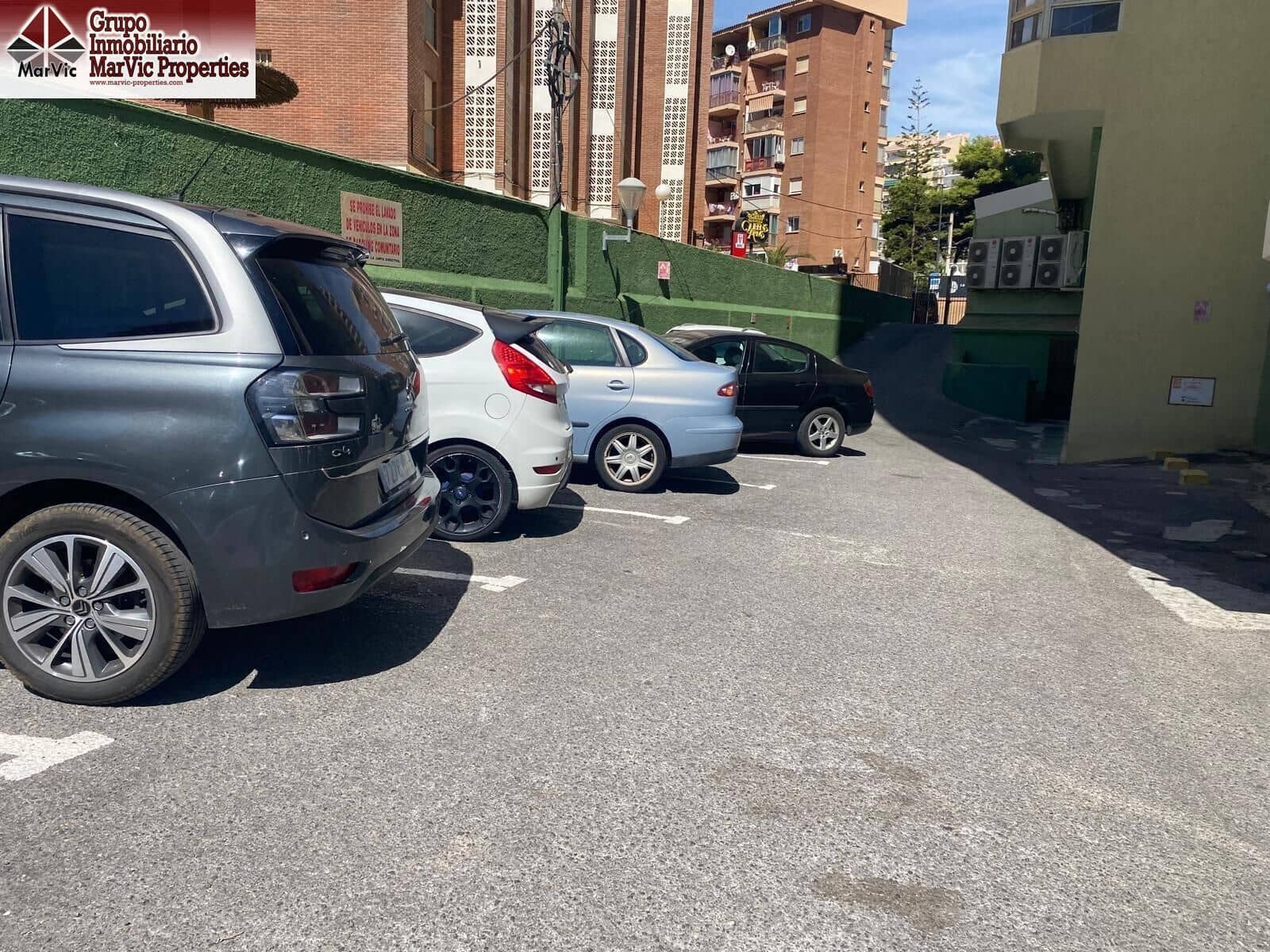 2 quarto Apartamento para venda em Benidorm com piscina - 210 000 € (Ref: 9308537)