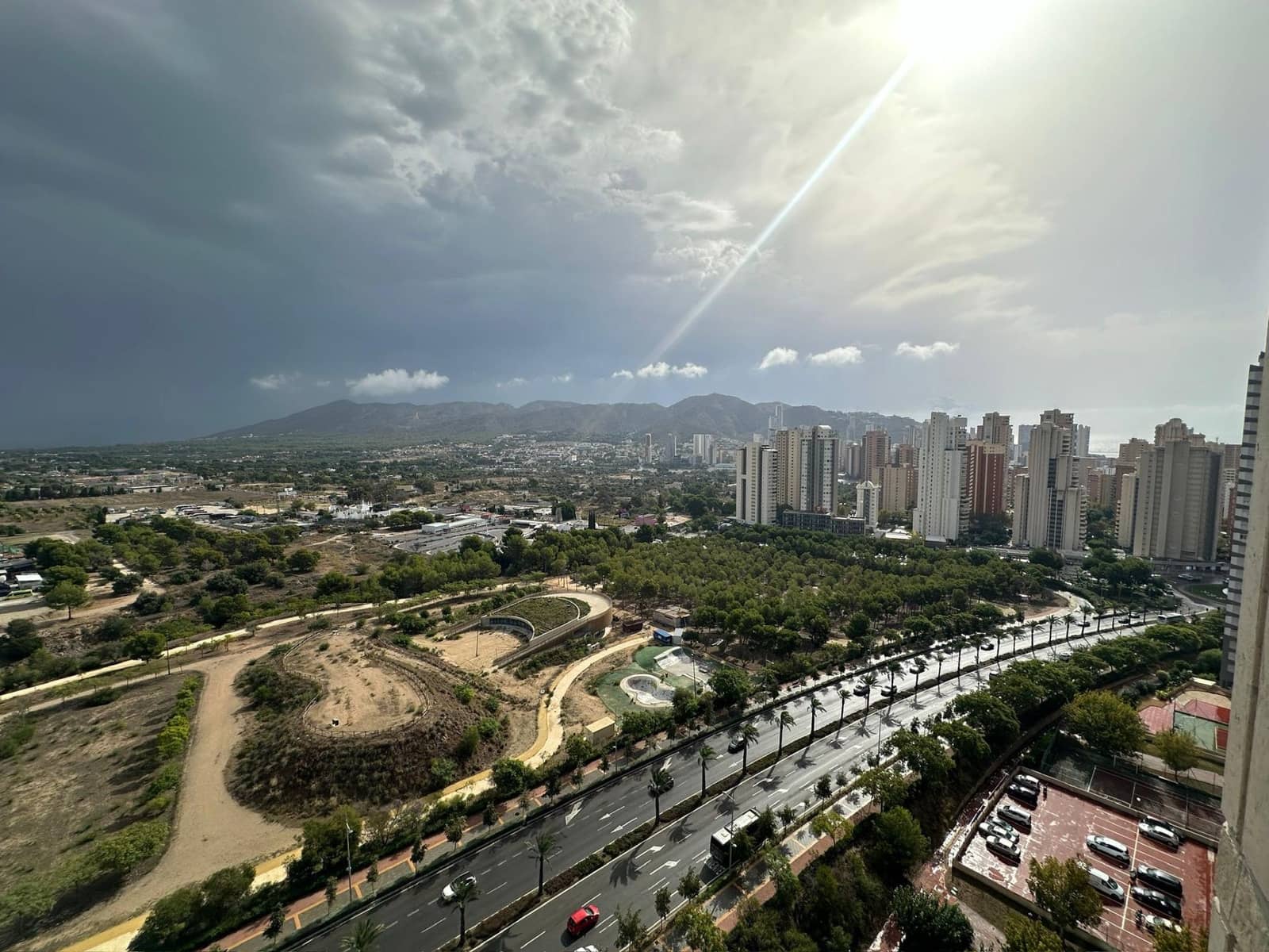 3 bedroom Flat for sale in Benidorm with pool garage - € 399,500 (Ref: 9308538)