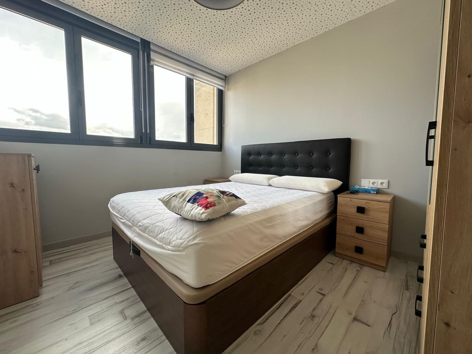 3 bedroom Flat for sale in Benidorm with pool garage - € 399,500 (Ref: 9308538)