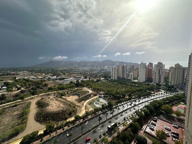 3 quarto Apartamento para venda em Benidorm com piscina garagem - 399 500 € (Ref: 9308538)