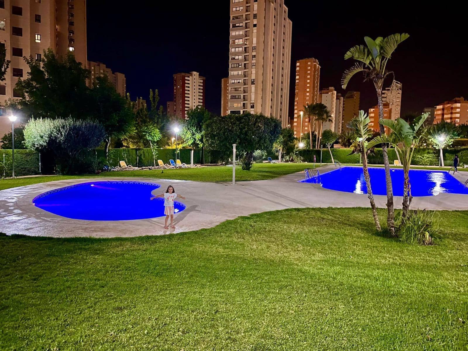3 bedroom Flat for sale in Benidorm with pool garage - € 399,500 (Ref: 9308538)