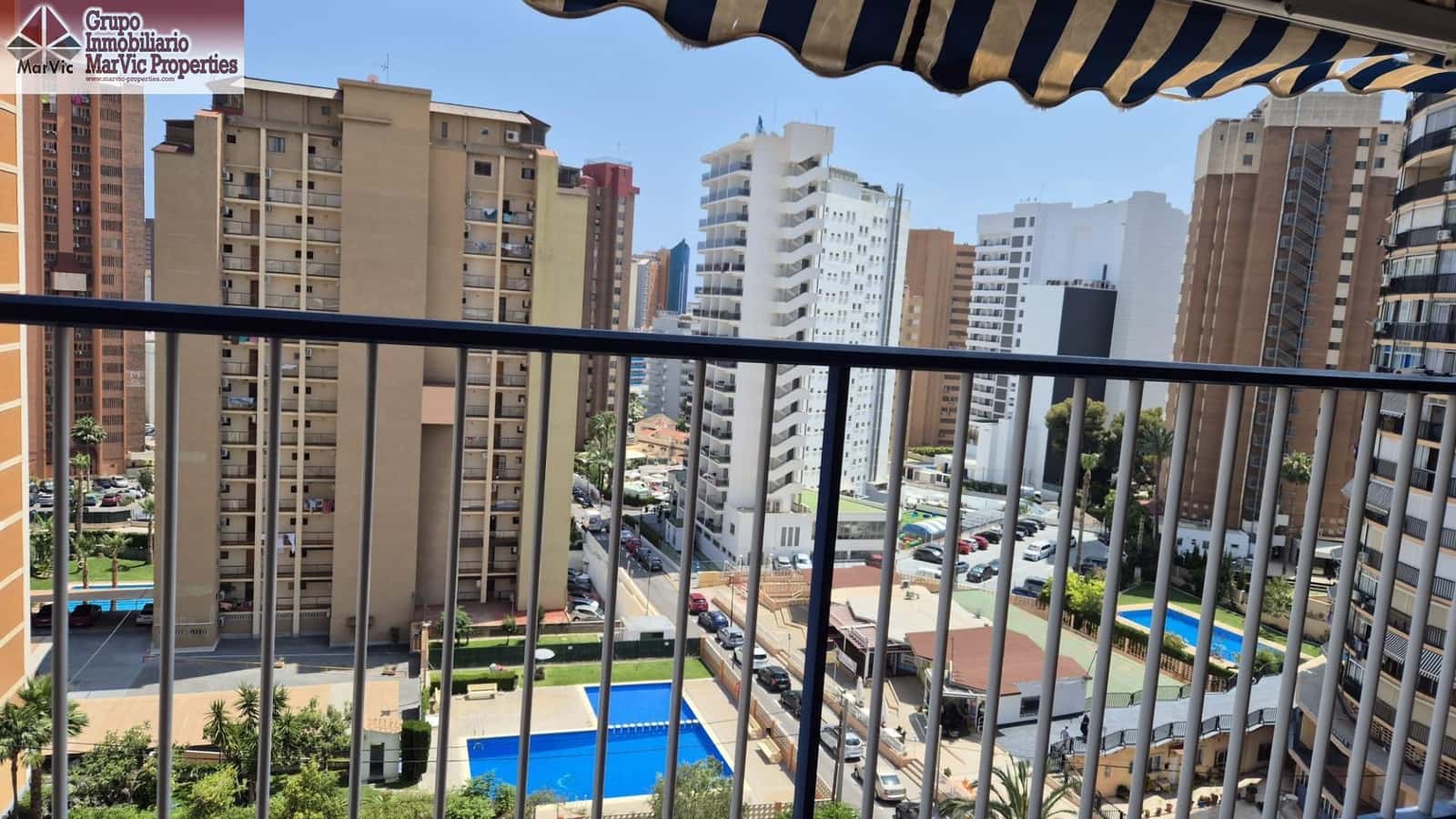 1 soverom Leilighet til salgs i Benidorm med svømmebasseng - € 207 000 (Ref: 9308539)