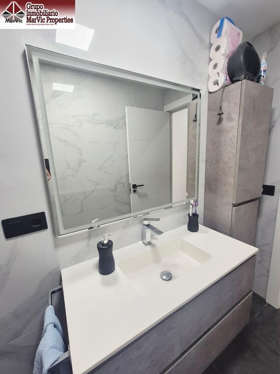 2 soveværelse Lejlighed til salg i Benidorm - € 174.900 (Ref: 9321928)