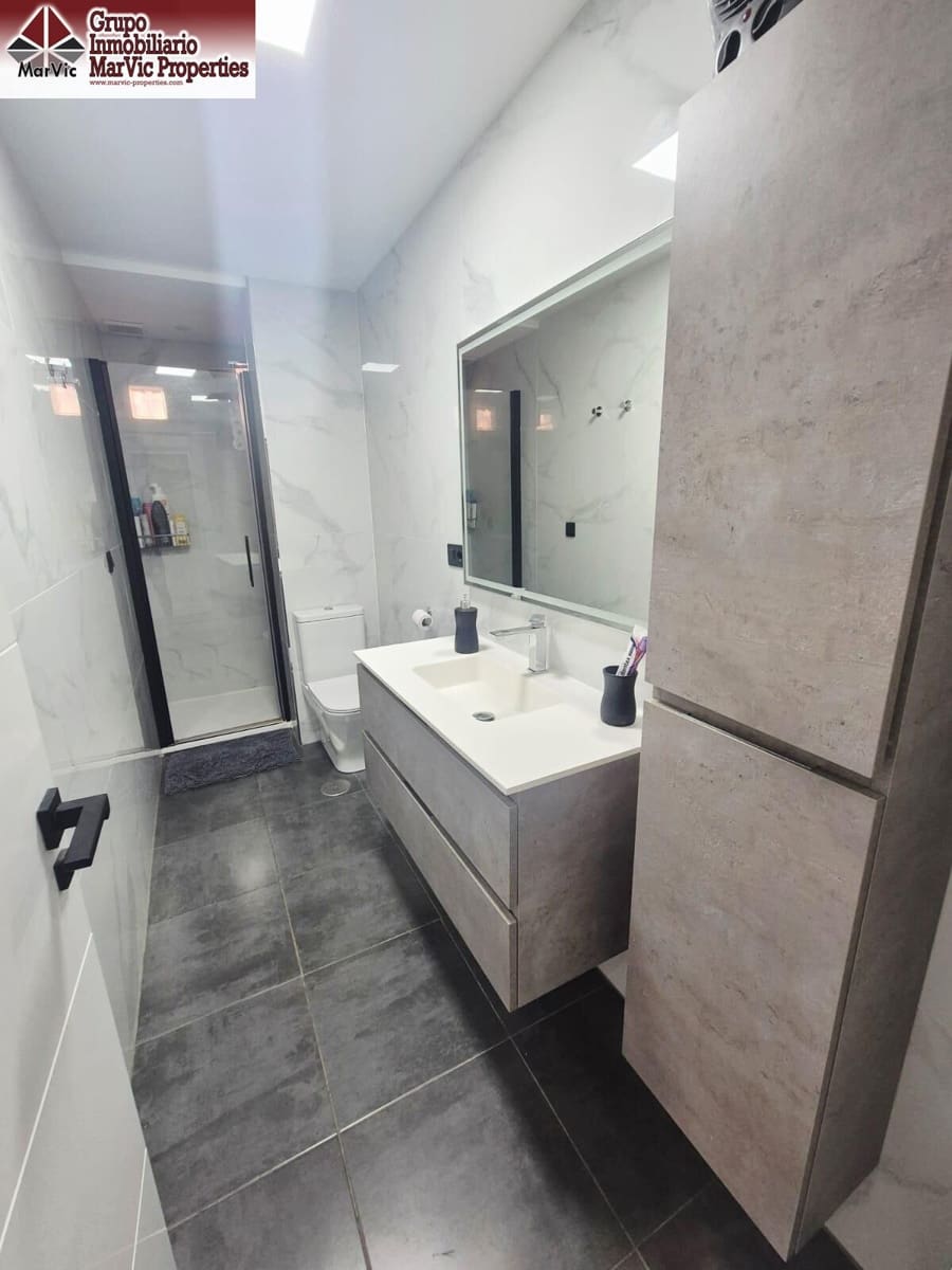 2 soveværelse Lejlighed til salg i Benidorm - € 174.900 (Ref: 9321928)