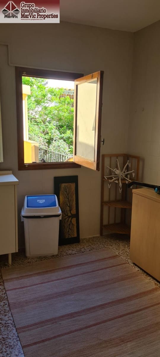 8 bedroom Villa for sale in Sella - € 425,000 (Ref: 9326485)