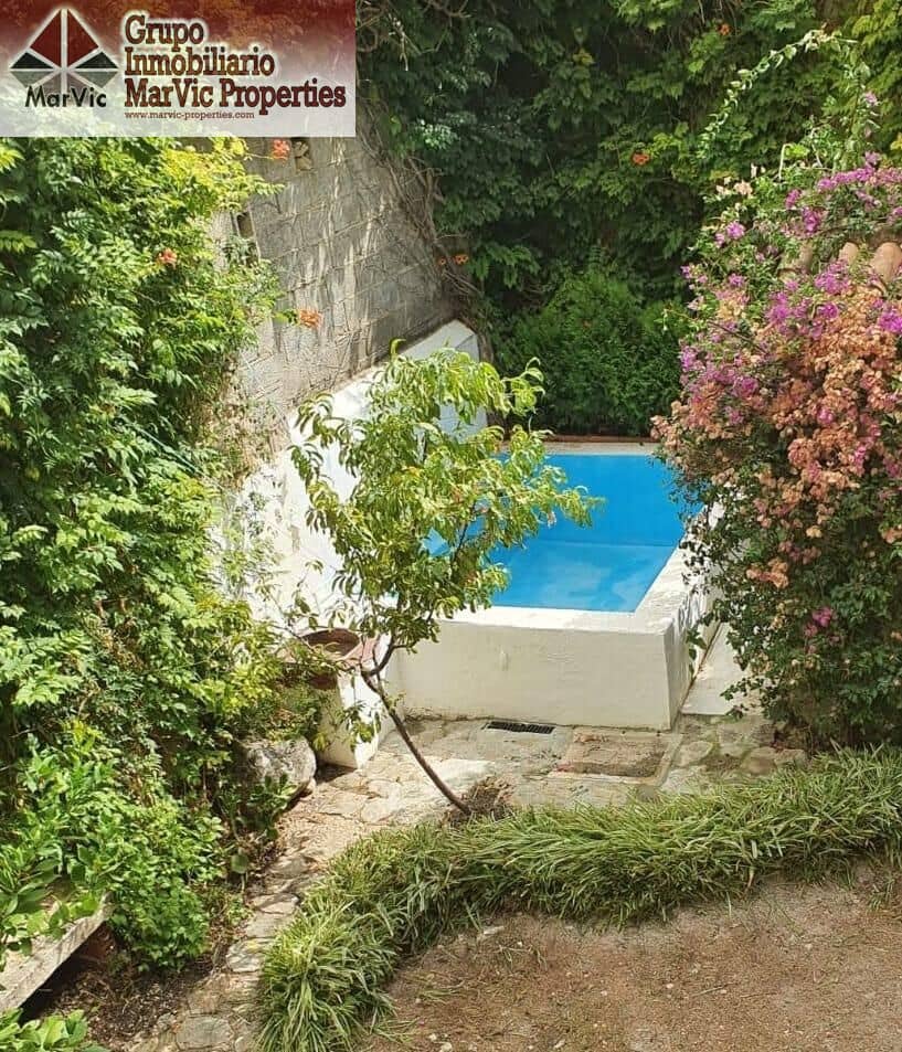 8 bedroom Villa for sale in Sella - € 425,000 (Ref: 9326485)