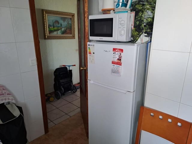 Studio til salgs i Benidorm med svømmebasseng - € 145 000 (Ref: 9344798)