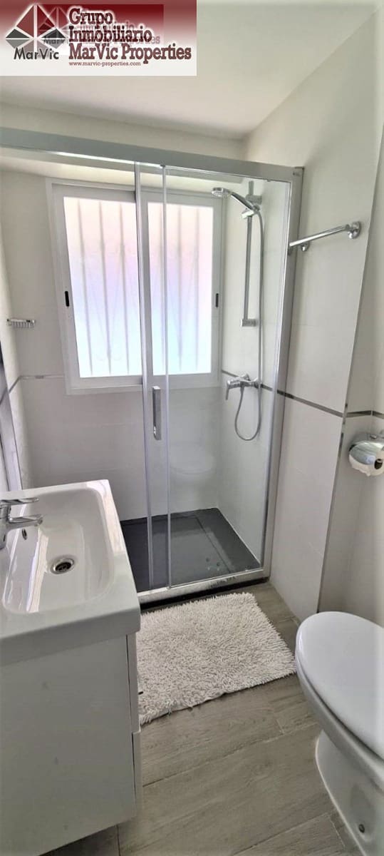 Studio til salgs i Benidorm med svømmebasseng - € 159 500 (Ref: 9353641)