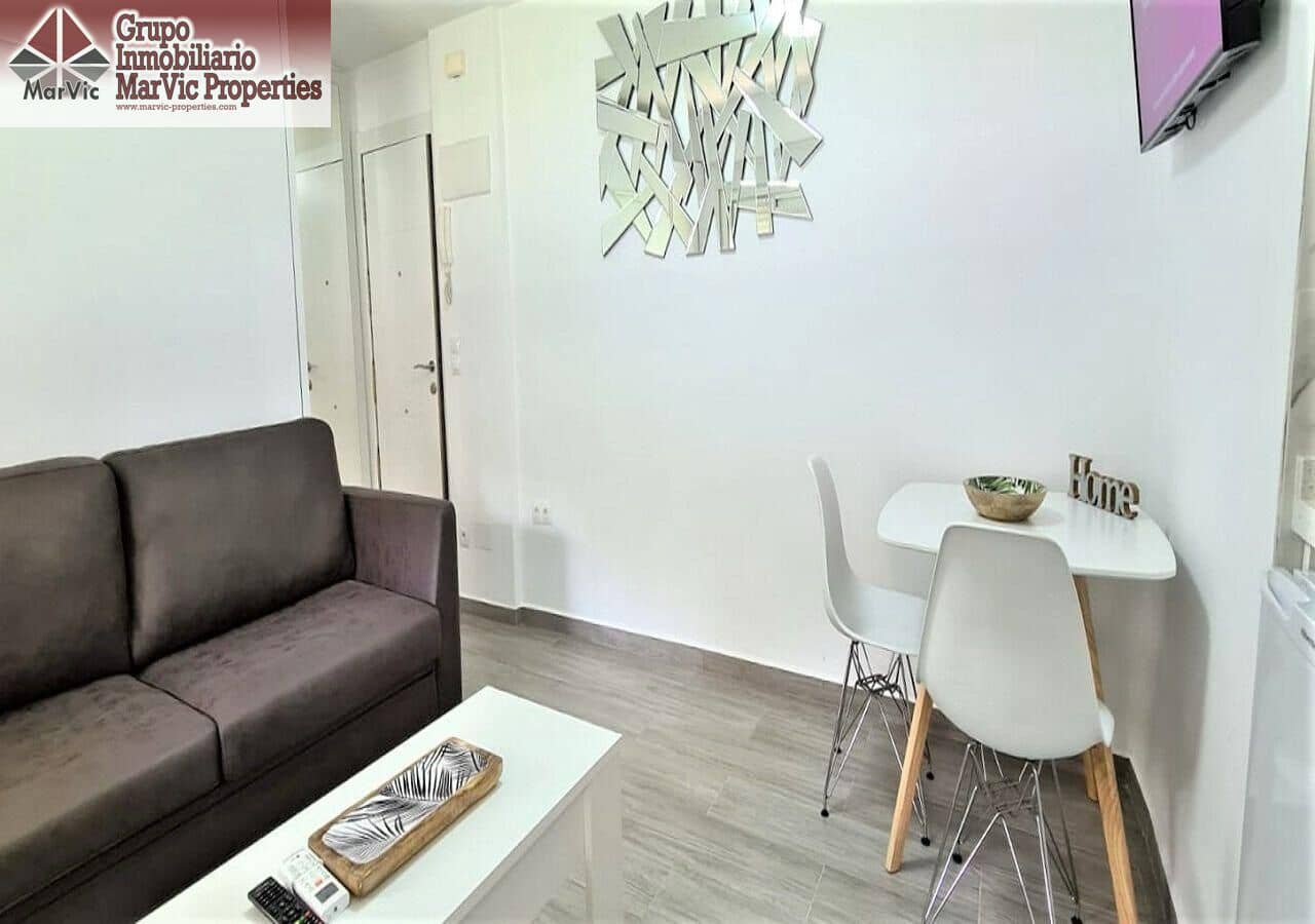 Studio til salgs i Benidorm med svømmebasseng - € 159 500 (Ref: 9353641)