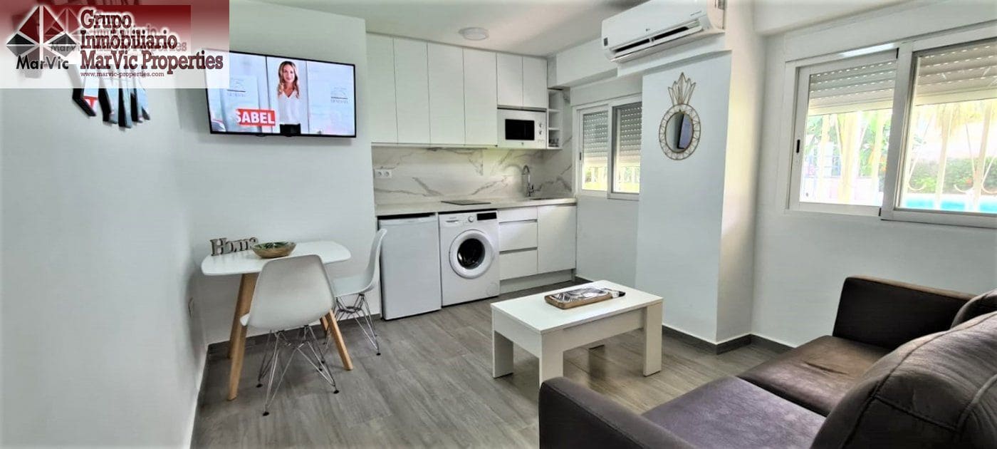 Studio til salgs i Benidorm med svømmebasseng - € 159 500 (Ref: 9353641)