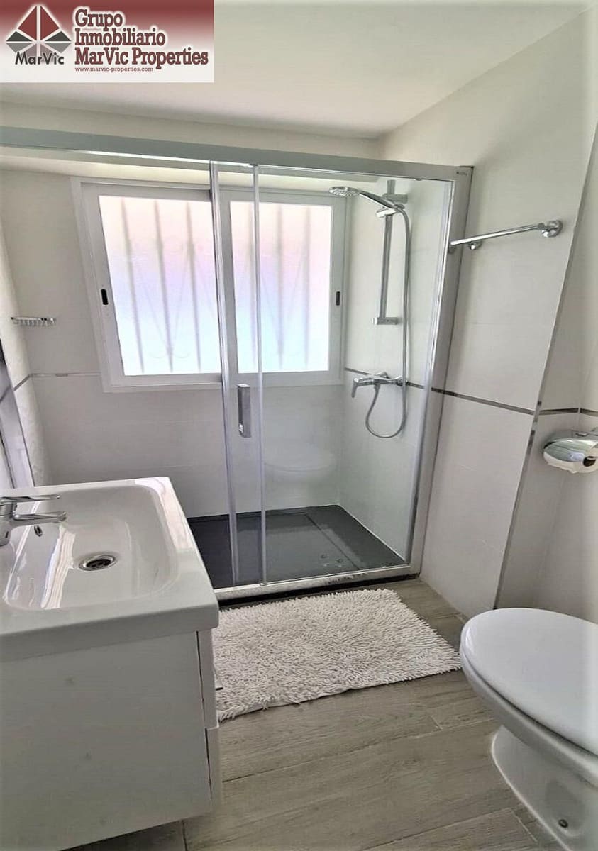 Studio til salgs i Benidorm med svømmebasseng - € 159 500 (Ref: 9353641)