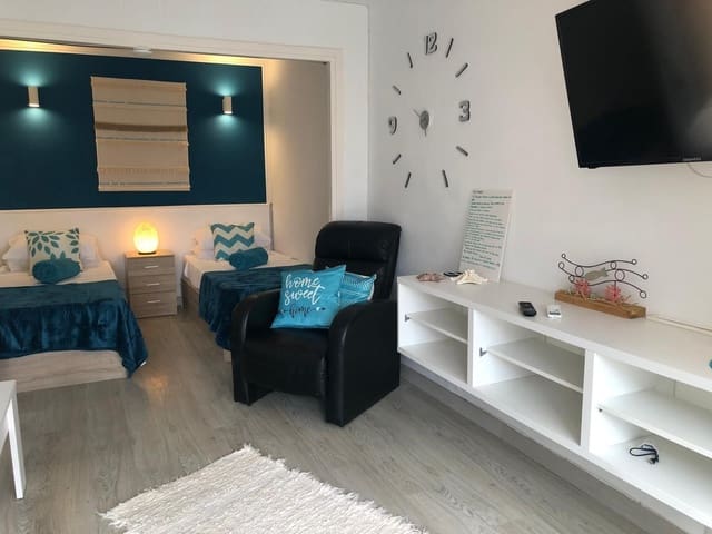 1 sovrum Lägenhet till salu i Rincón de Loix, Benidorm med pool - 168 000 € (Ref: 9353642)