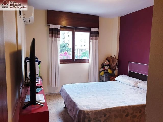 2 quarto Apartamento para venda em Benidorm com piscina - 190 000 € (Ref: 9355871)