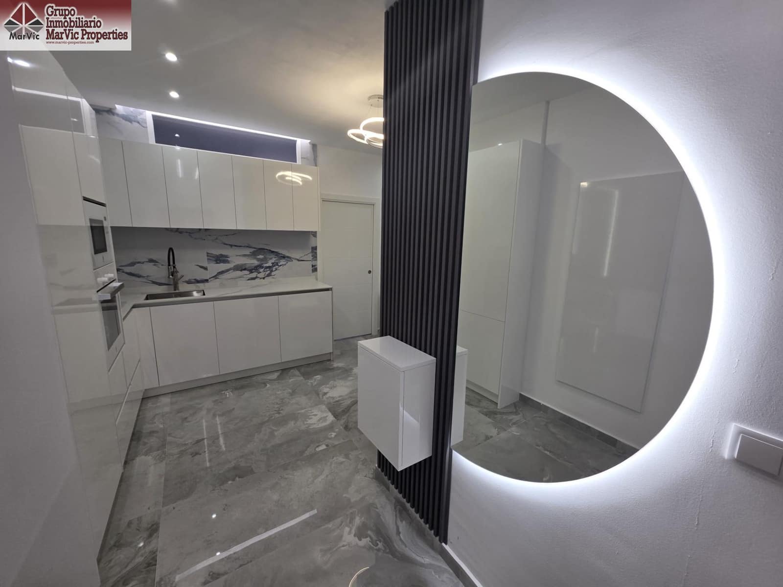 2 bedroom Flat for sale in Benidorm with pool - € 179,000 (Ref: 9355872)