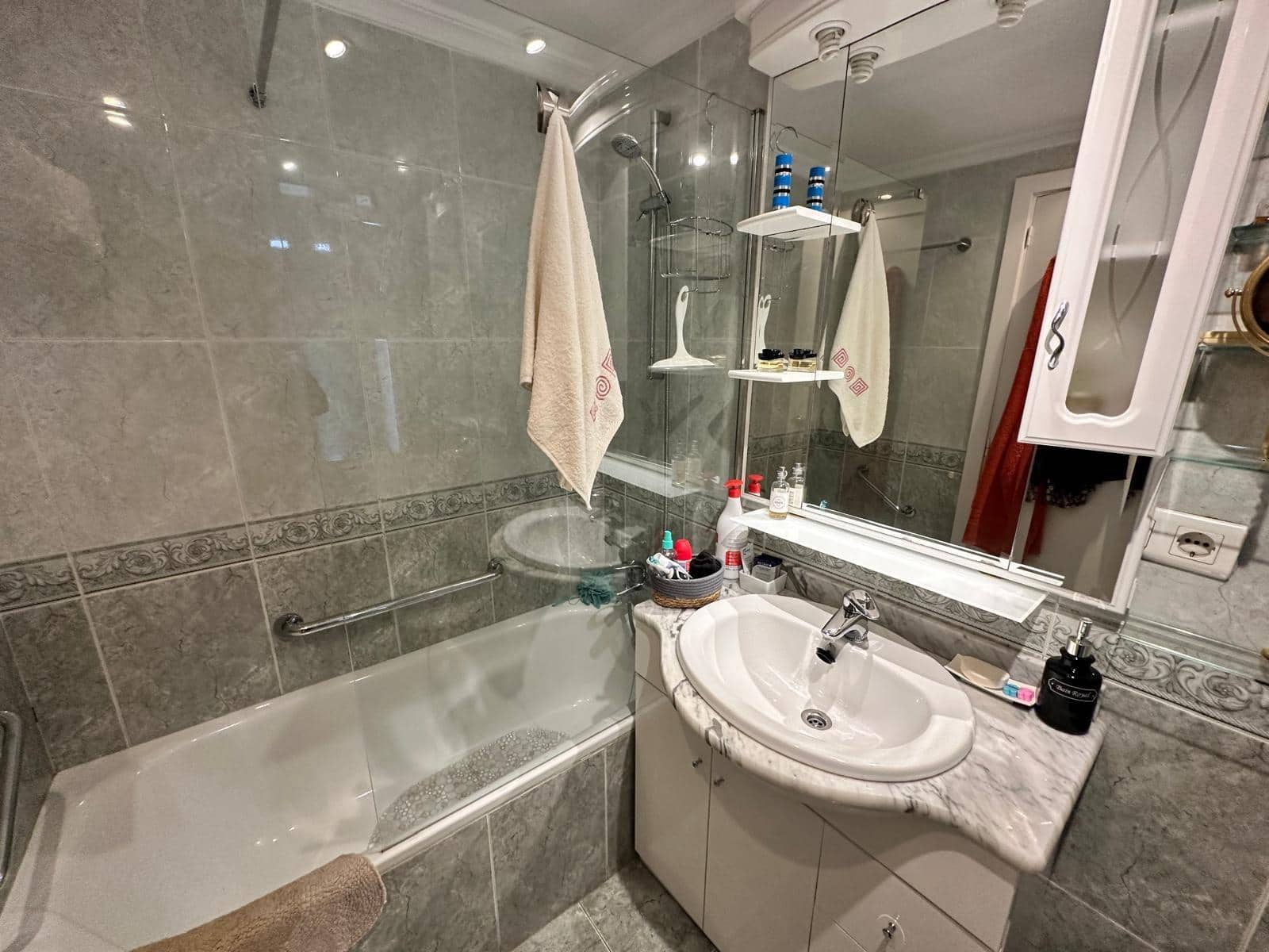 3 camera da letto Appartamento in vendita in Benidorm con piscina - 312.900 € (Rif: 9359623)