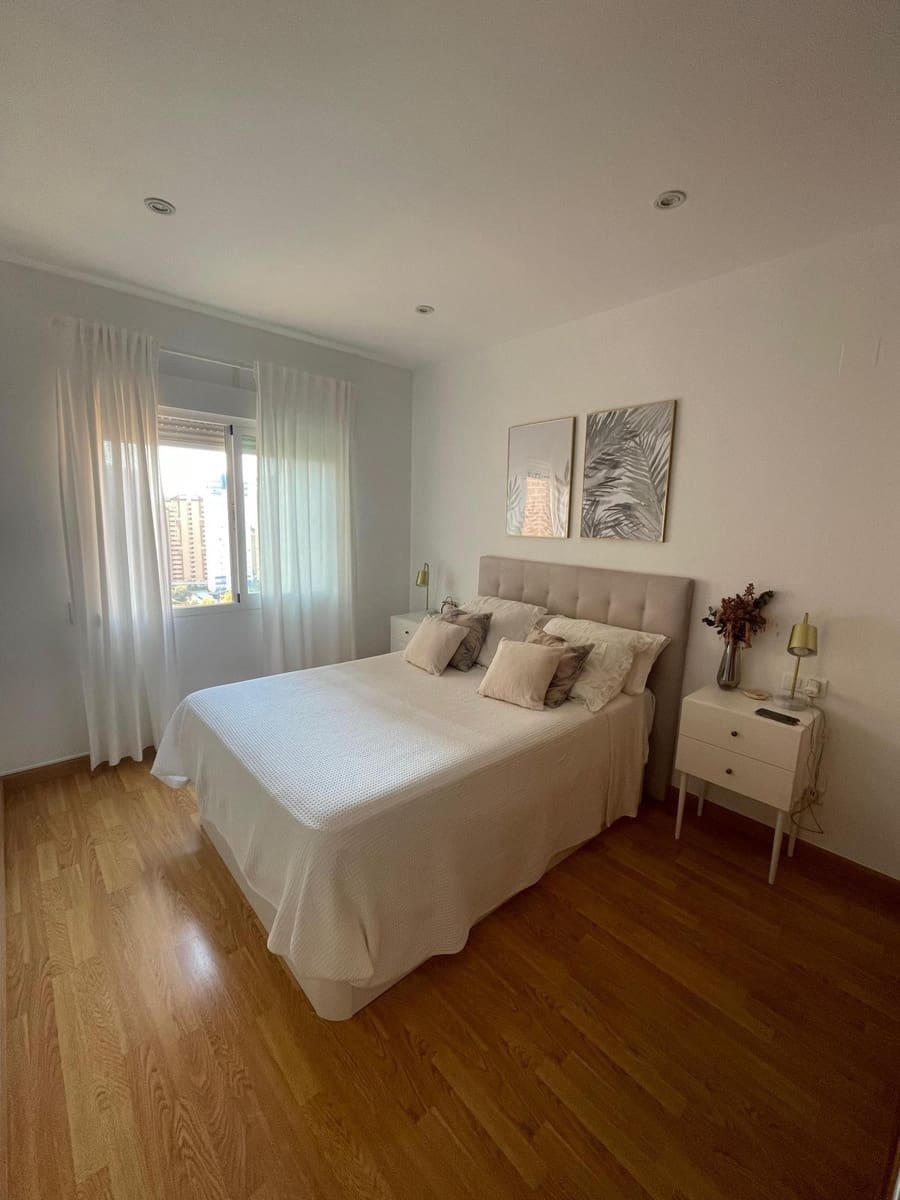 3 slaapkamer Flat te koop in Benidorm met zwembad - € 379.000 (Ref: 9362318)