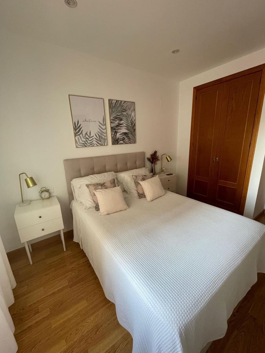 3 slaapkamer Flat te koop in Benidorm met zwembad - € 379.000 (Ref: 9362318)