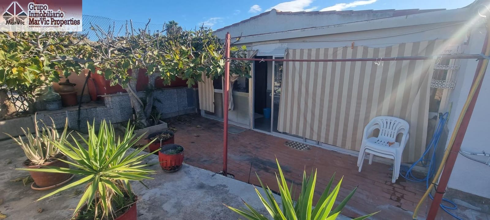 4 bedroom Villa for sale in Alfaz del Pi / L'Alfas del Pi - € 365,000 (Ref: 9374139)