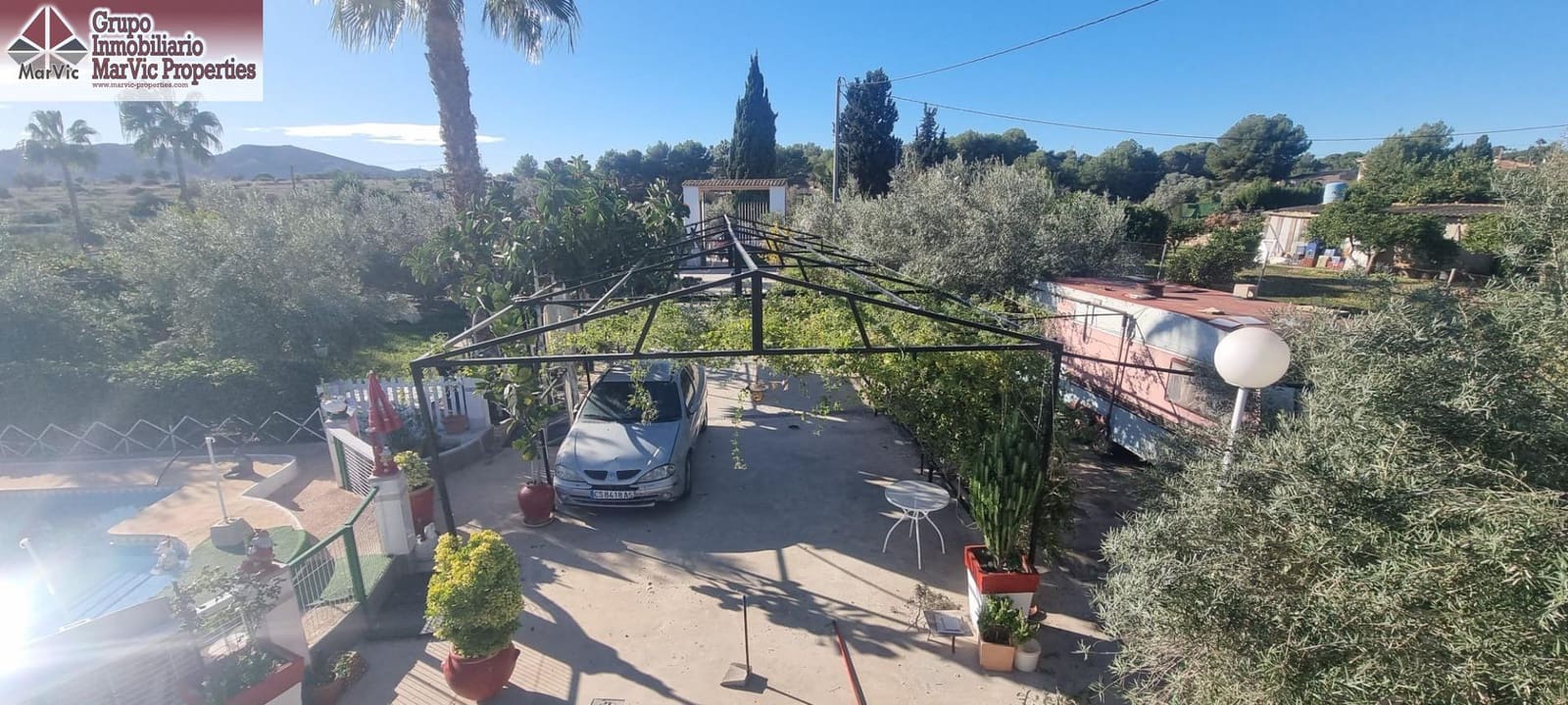 4 bedroom Villa for sale in Alfaz del Pi / L'Alfas del Pi - € 365,000 (Ref: 9374139)