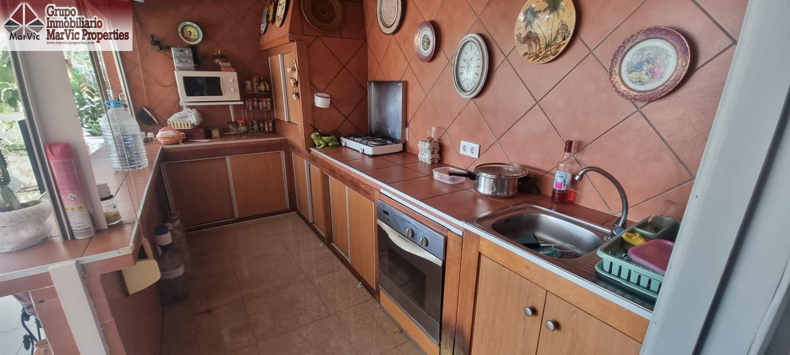 4 bedroom Villa for sale in Alfaz del Pi / L'Alfas del Pi - € 365,000 (Ref: 9374139)