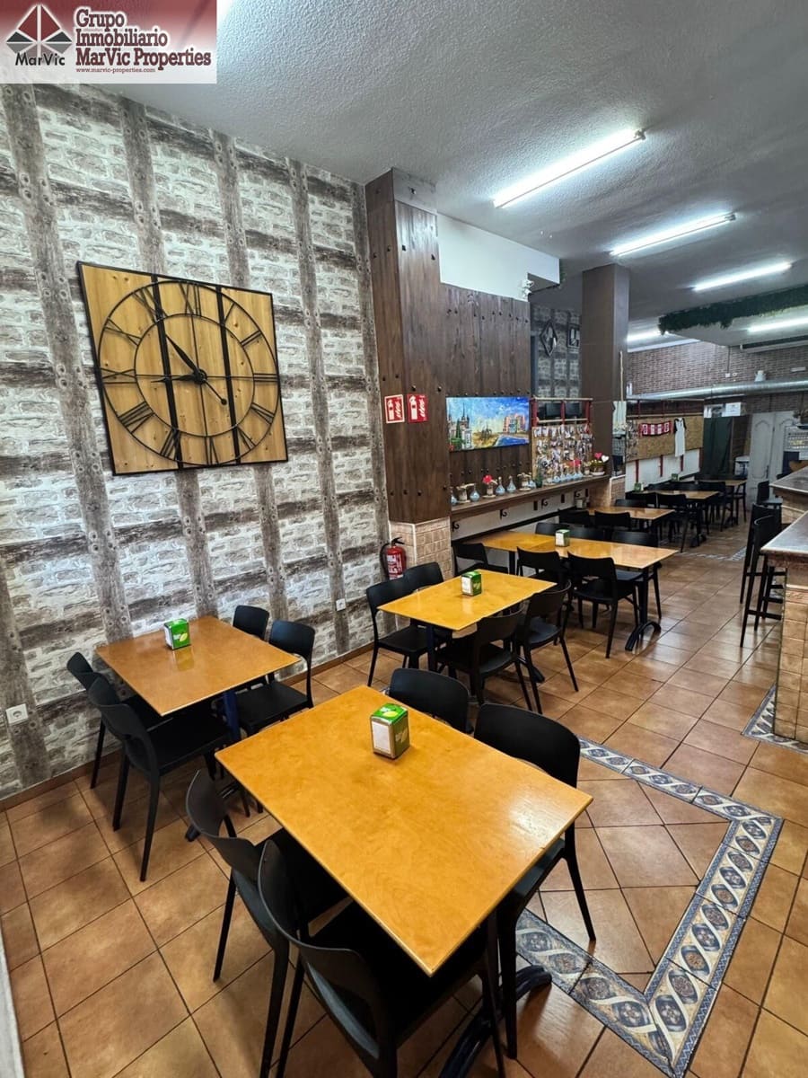 Biznes do wynajęcia w La Villajoyosa / Vila Joiosa - 750 € (Ref: 9374141)