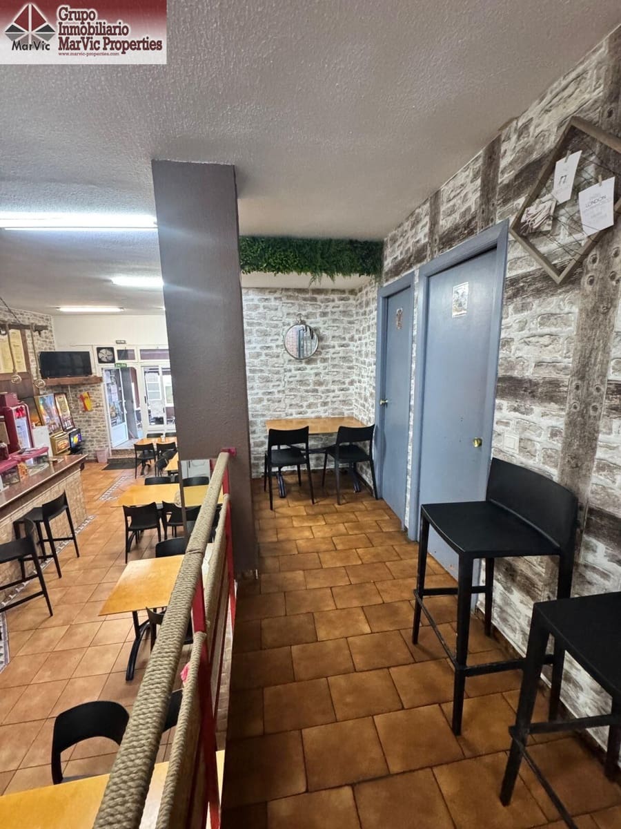 Biznes do wynajęcia w La Villajoyosa / Vila Joiosa - 750 € (Ref: 9374141)