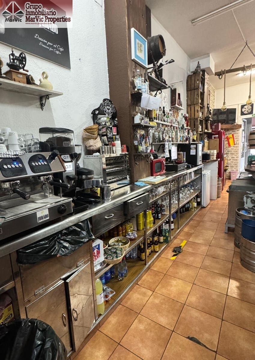 Biznes do wynajęcia w La Villajoyosa / Vila Joiosa - 750 € (Ref: 9374141)