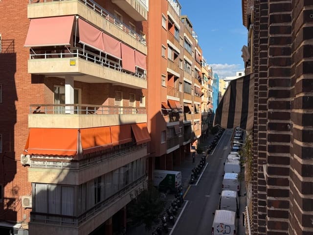 3 soveværelse Lejlighed til salg i Centro Urbano, Benidorm - € 202.000 (Ref: 9376722)