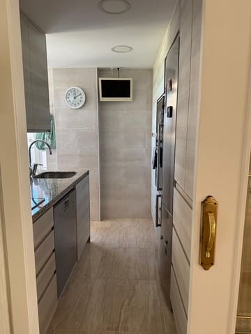 3 soveværelse Lejlighed til salg i Levante, Benidorm med swimmingpool garage - € 419.000 (Ref: 9396030)