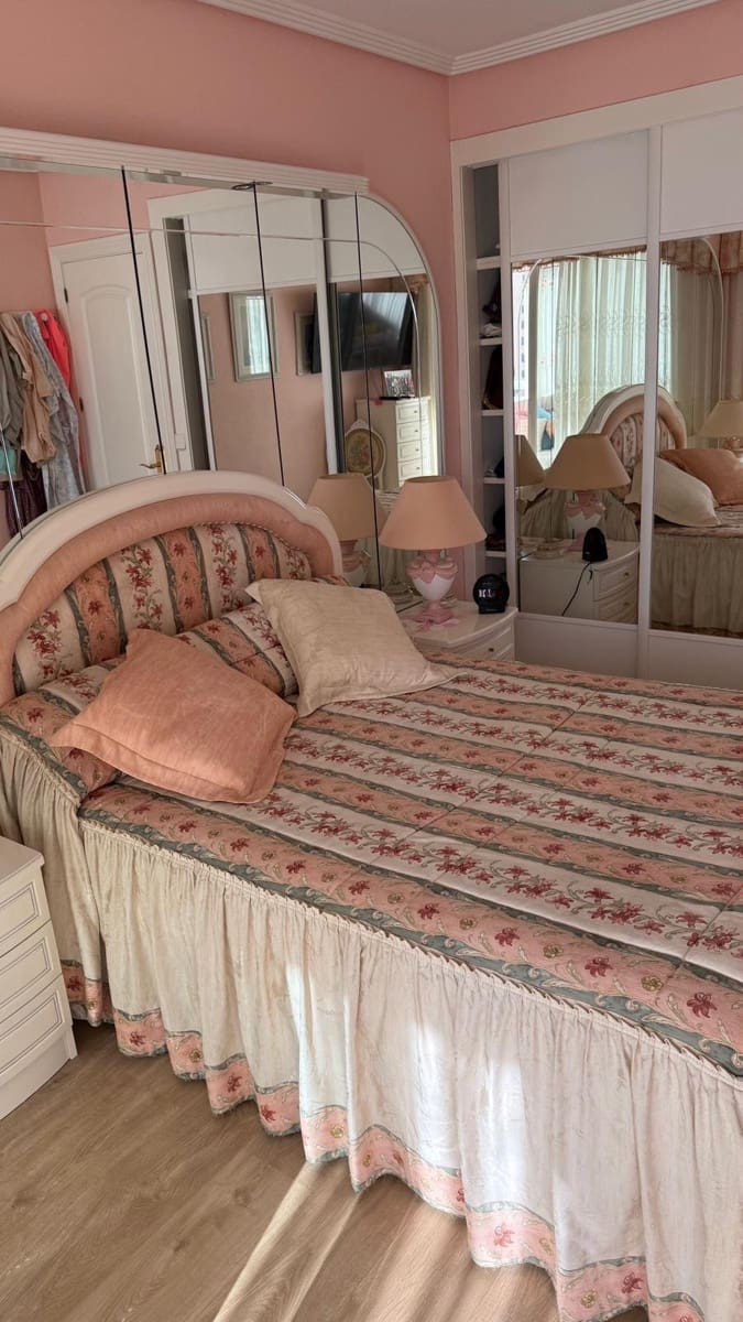 3 soveværelse Lejlighed til salg i Benidorm med swimmingpool garage - € 419.000 (Ref: 9396030)