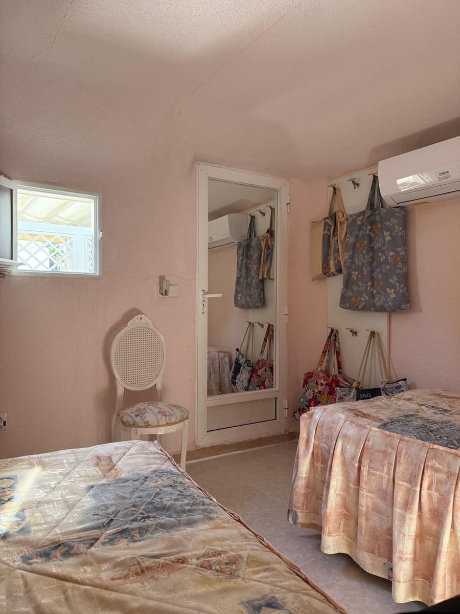 3 soveværelse Lejlighed til salg i Benidorm med swimmingpool garage - € 419.000 (Ref: 9396030)