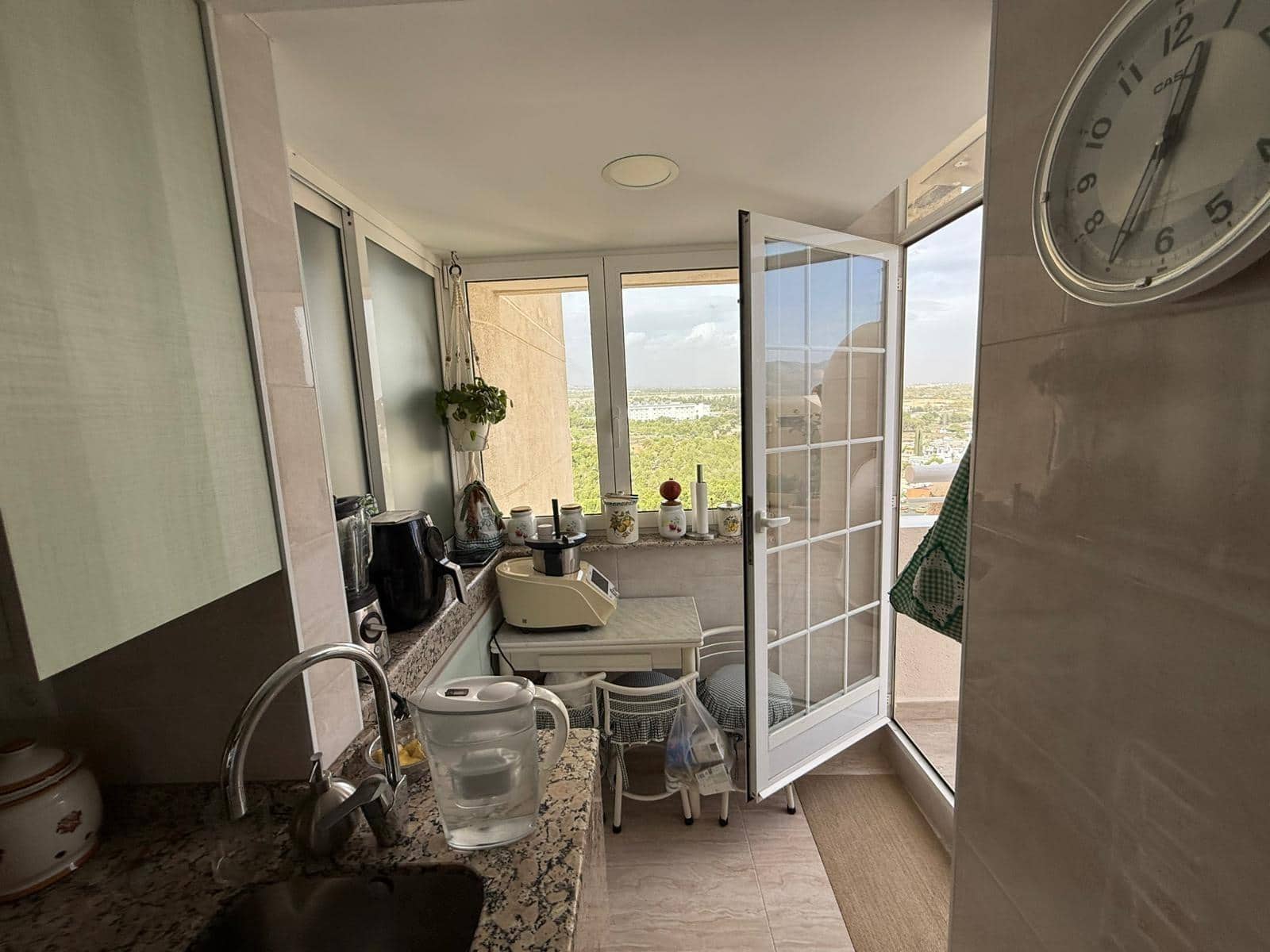 3 soveværelse Lejlighed til salg i Benidorm med swimmingpool garage - € 419.000 (Ref: 9396030)