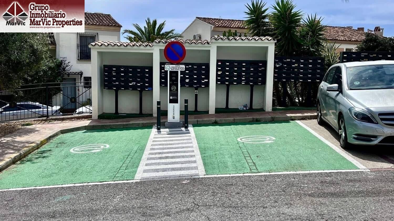 2 soveværelse Rækkehus til salg i Finestrat med swimmingpool - € 299.500 (Ref: 9396032)