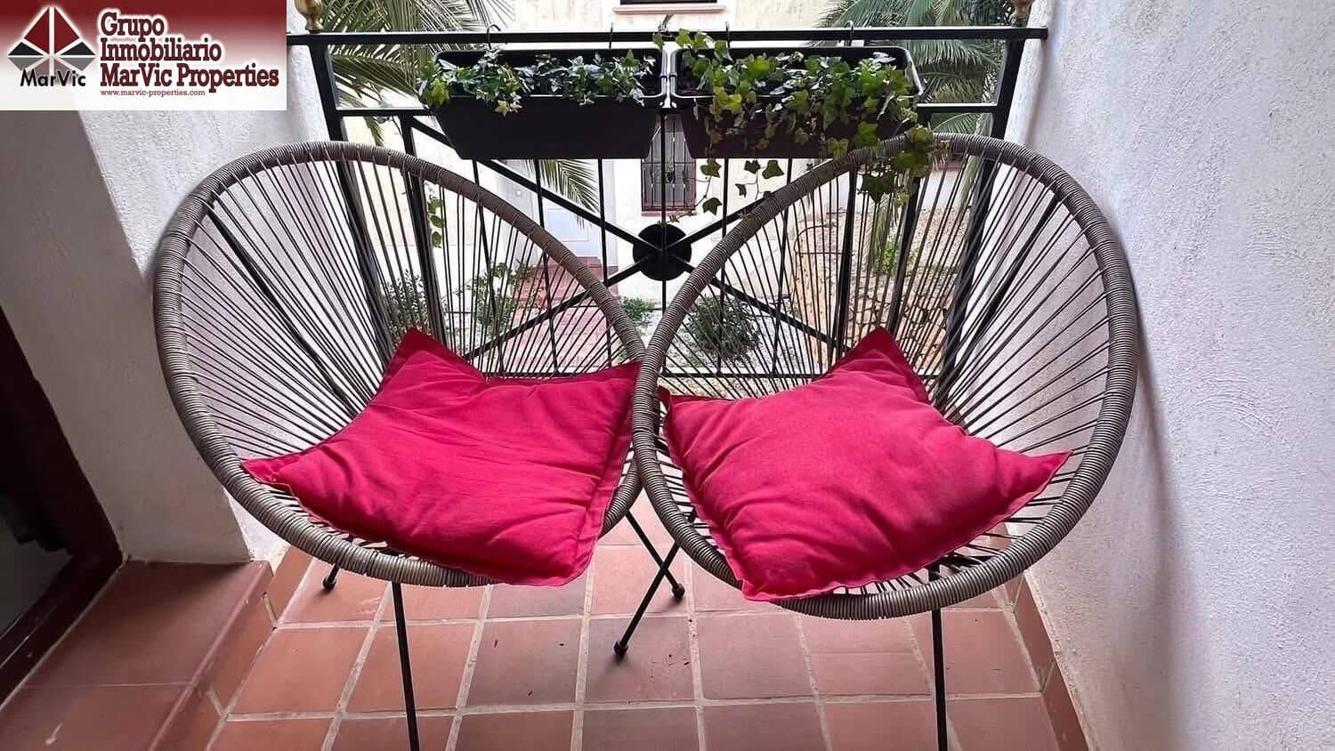 2 slaapkamer Rijtjeshuis te koop in Finestrat met zwembad - € 299.500 (Ref: 9396032)