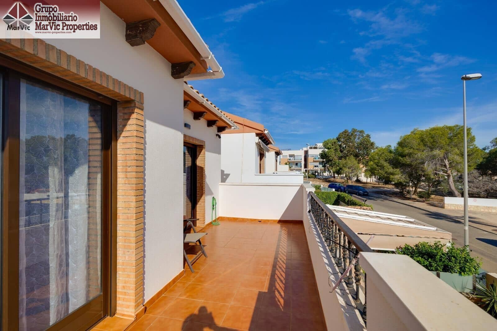 3 sypialnia Willa na sprzedaż w Orihuela Costa z basenem - 259 900 € (Ref: 9414138)