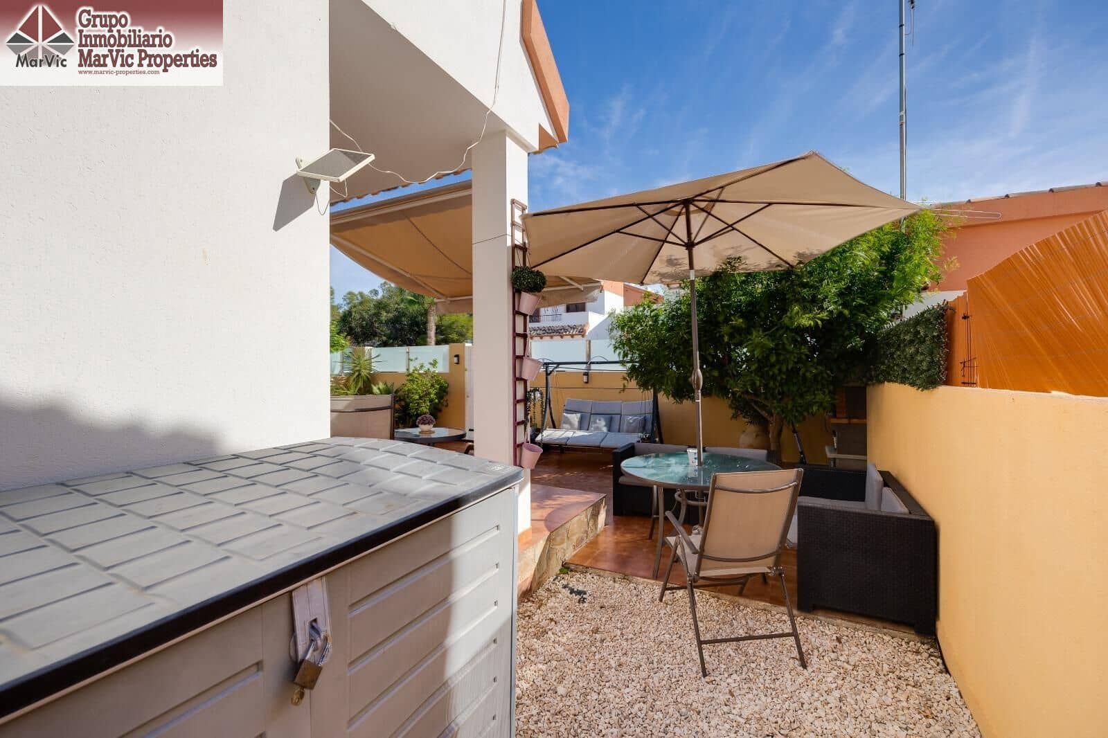 3 sypialnia Willa na sprzedaż w Orihuela Costa z basenem - 259 900 € (Ref: 9414138)