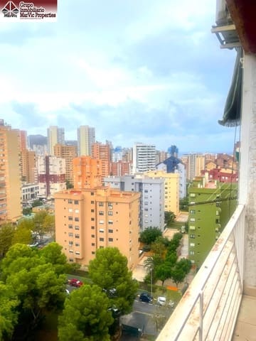 1 soveværelse Lejlighed til salg i Juzgados - Plaza de Toros, Benidorm med swimmingpool - € 109.500 (Ref: 9419796)