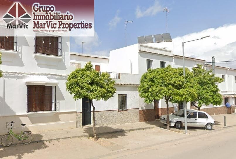5 slaapkamer Huis te koop in Fuentes de Andalucia - € 59.500 (Ref: 9427248)