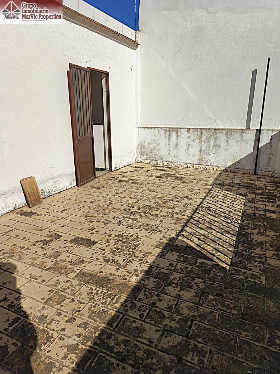 5 slaapkamer Huis te koop in Fuentes de Andalucia - € 59.500 (Ref: 9427248)