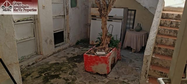 3 bedroom Bungalow for sale in Colonia Madrid, Benidorm - € 275,000 (Ref: 9427249)