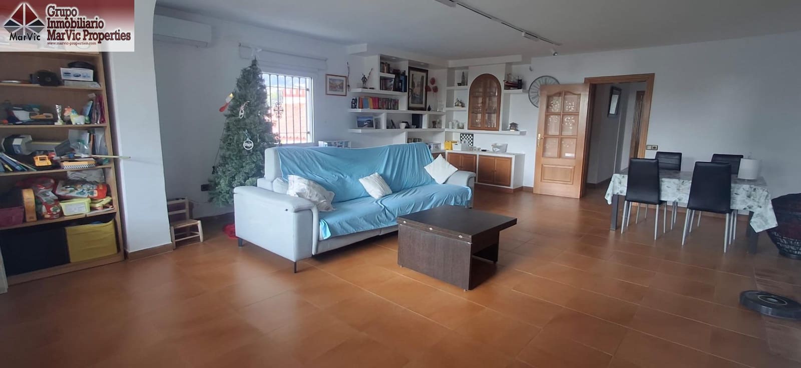 5 quarto Moradia para venda em La Nucia com piscina - 630 000 € (Ref: 9440165)