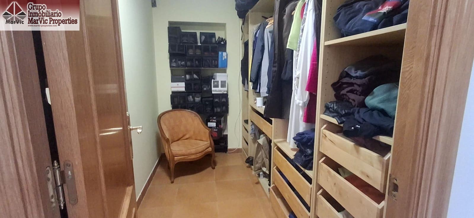 5 quarto Moradia para venda em La Nucia com piscina - 630 000 € (Ref: 9440165)