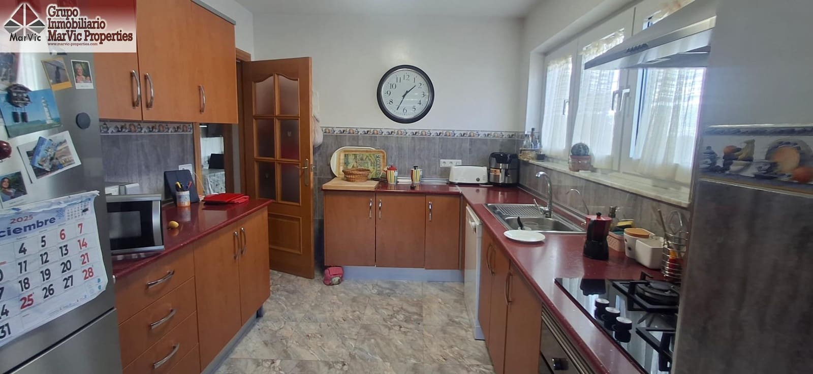 5 quarto Moradia para venda em La Nucia com piscina - 630 000 € (Ref: 9440165)