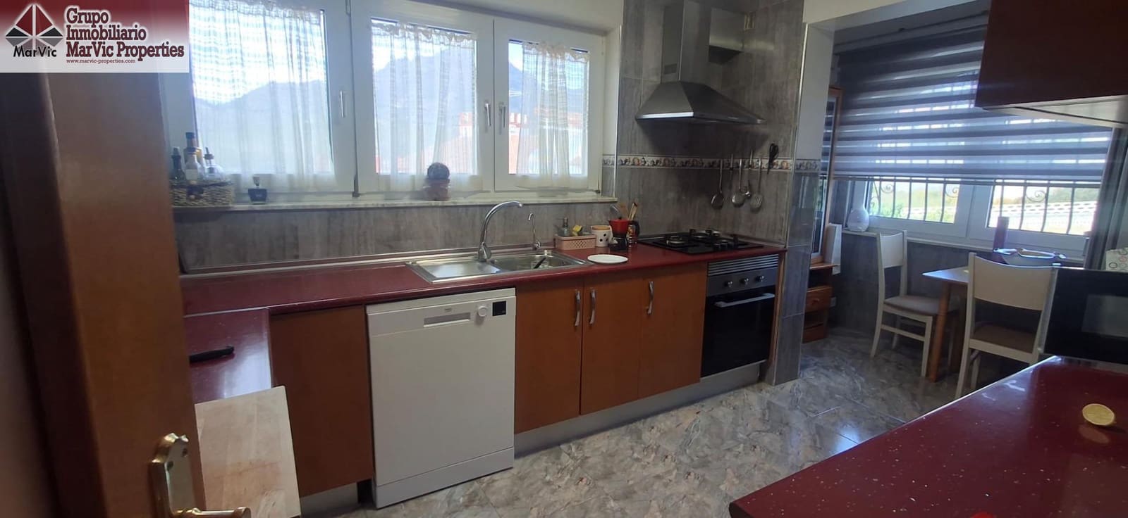 5 quarto Moradia para venda em La Nucia com piscina - 630 000 € (Ref: 9440165)