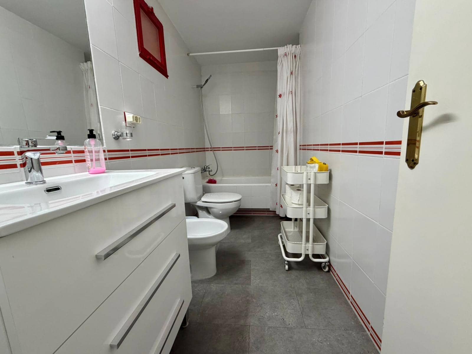 2 soveværelse Lejlighed til salg i Benidorm med swimmingpool garage - € 189.900 (Ref: 9440166)