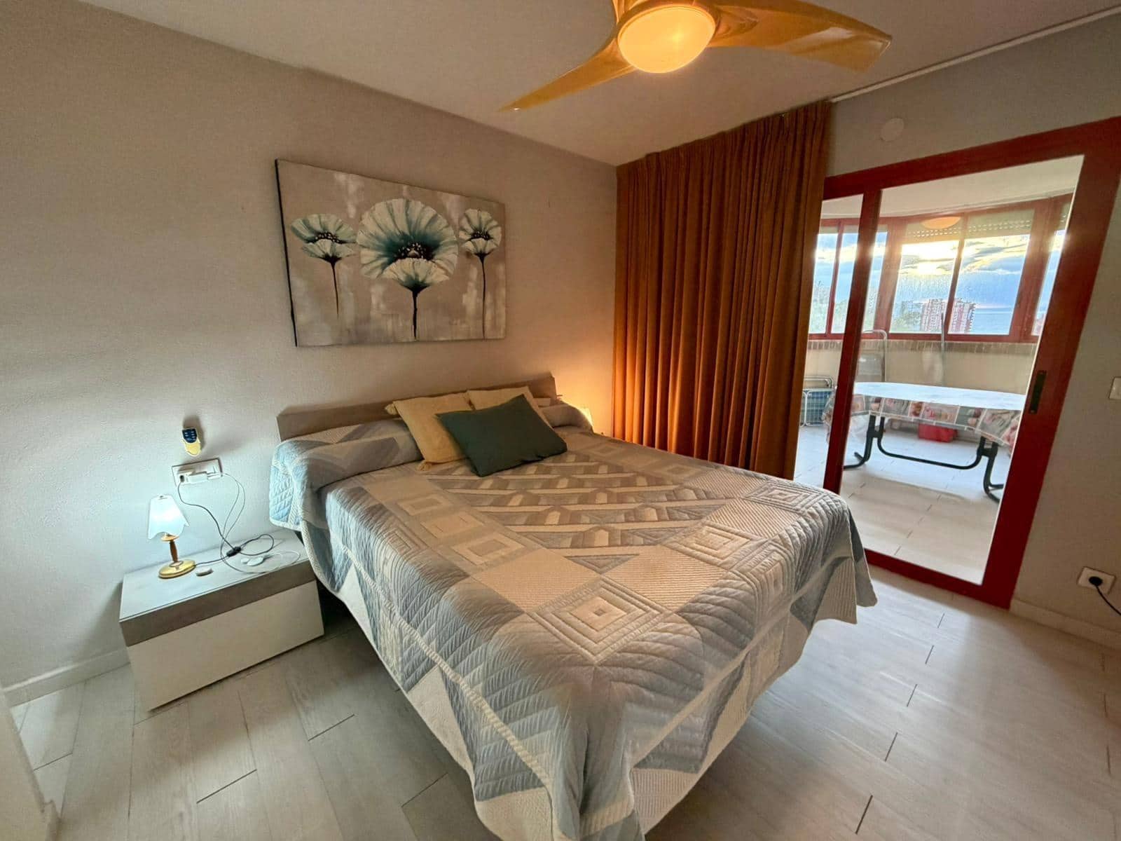 2 soveværelse Lejlighed til salg i Benidorm med swimmingpool garage - € 189.900 (Ref: 9440166)