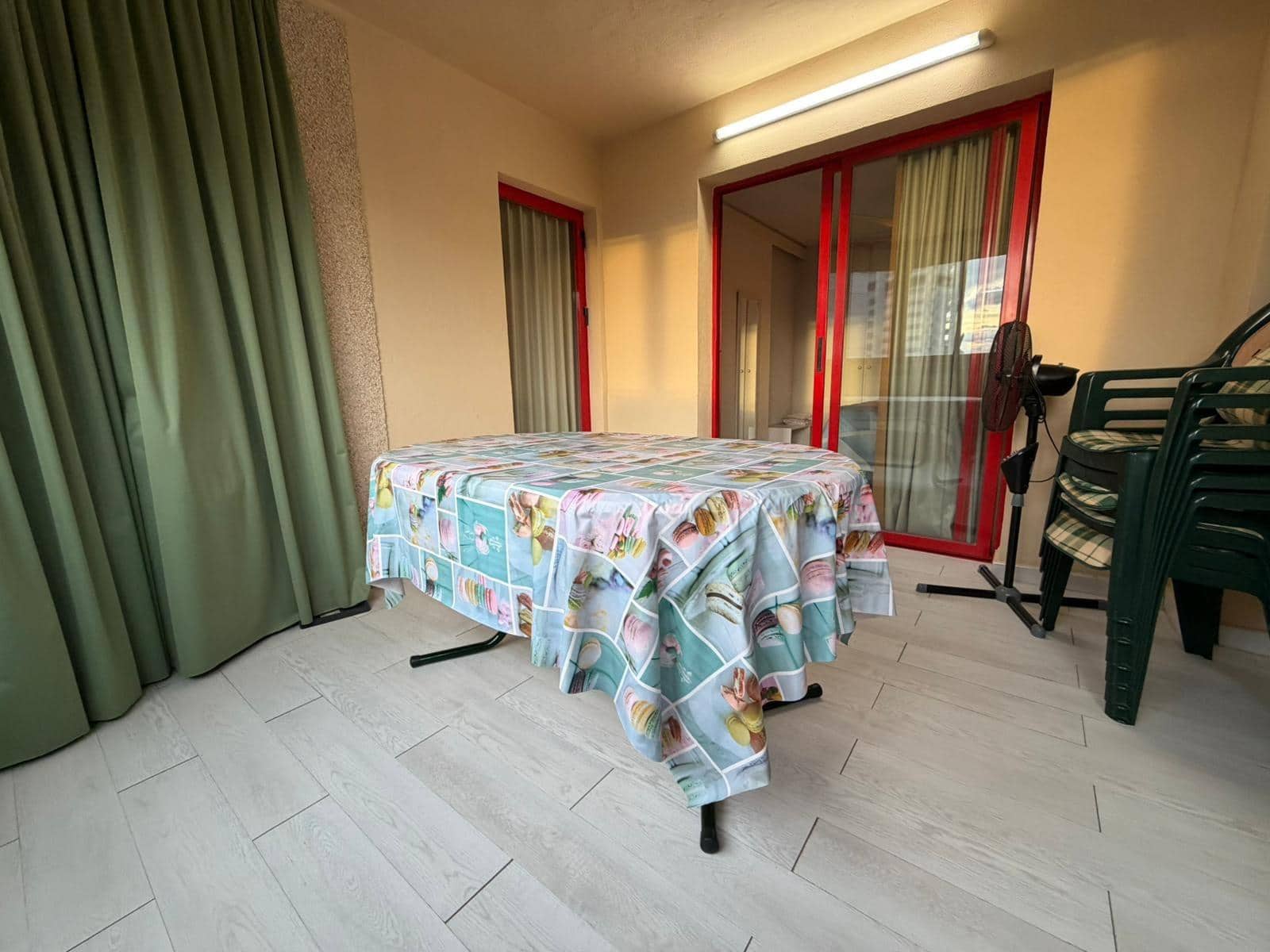 2 soveværelse Lejlighed til salg i Benidorm med swimmingpool garage - € 189.900 (Ref: 9440166)