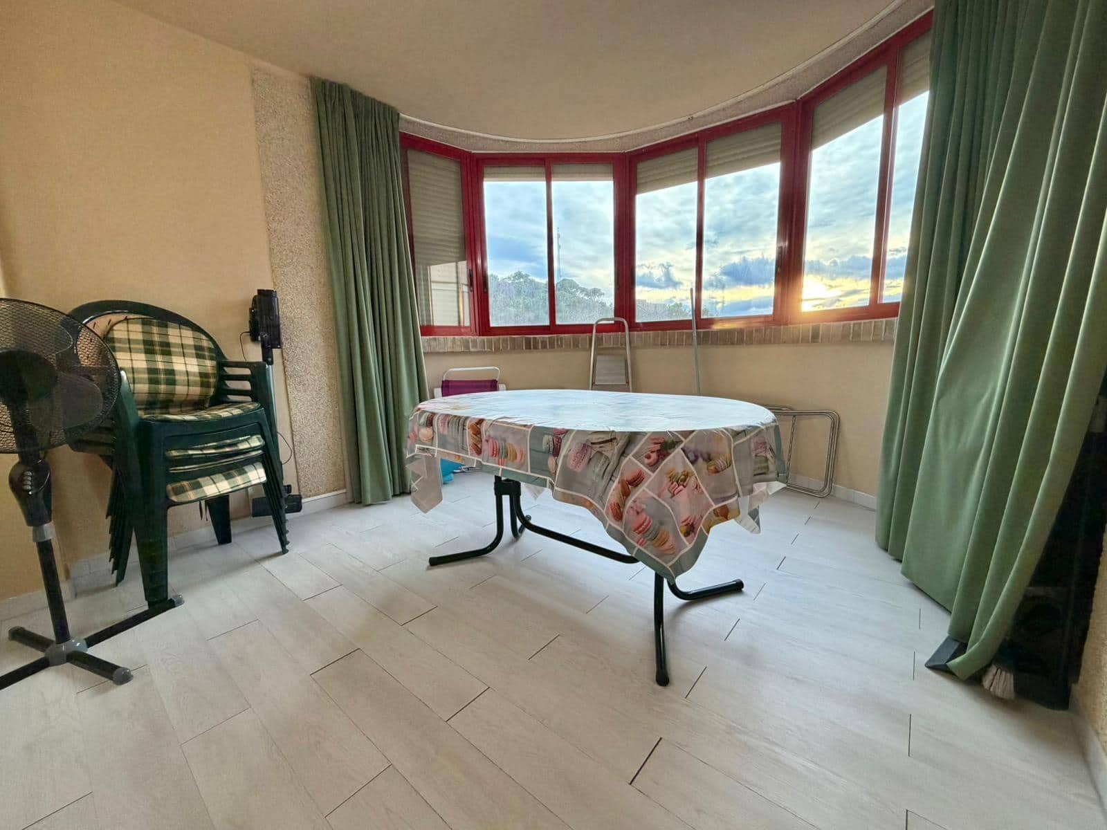 2 soveværelse Lejlighed til salg i Benidorm med swimmingpool garage - € 189.900 (Ref: 9440166)