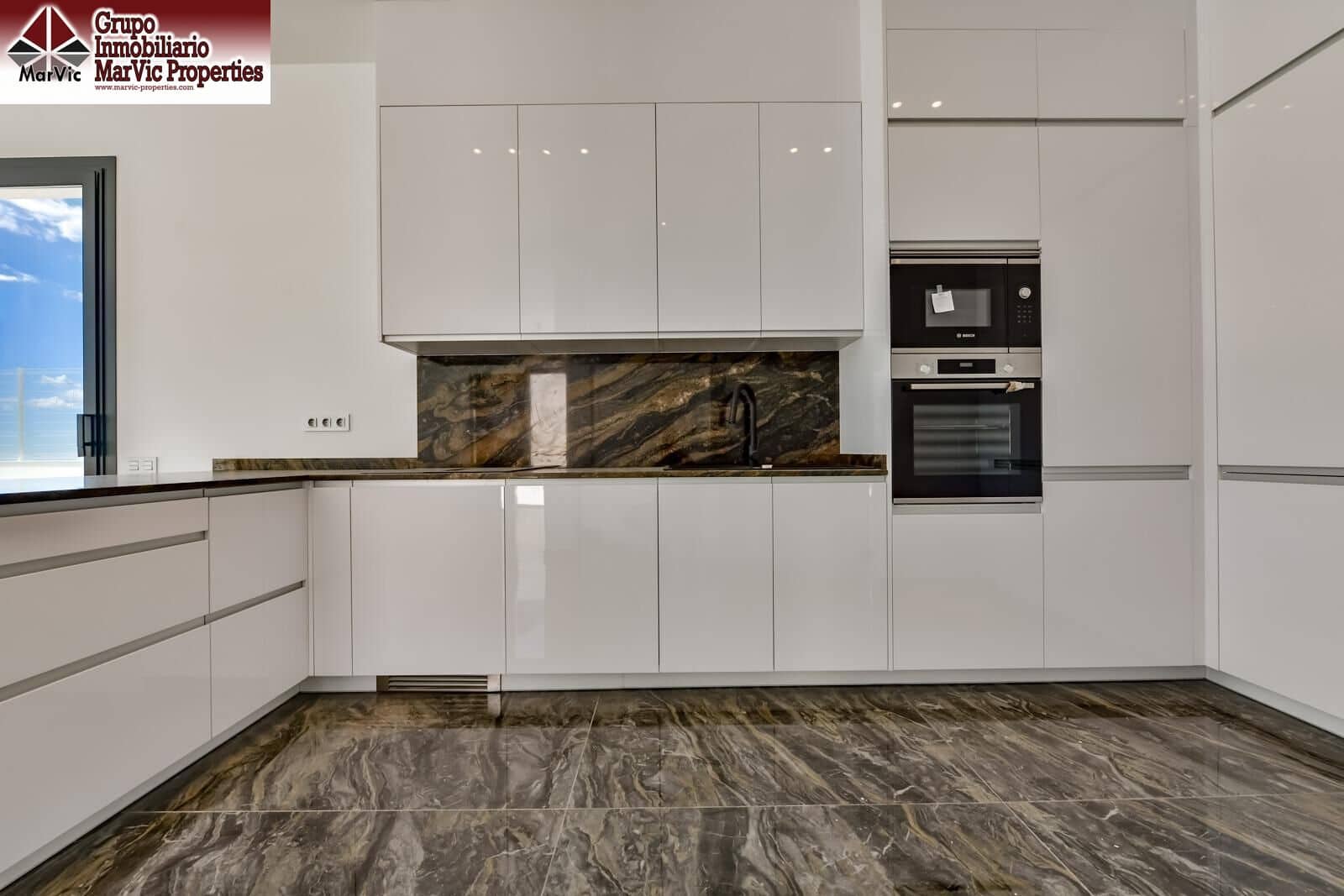 7 Zimmer Villa zu verkaufen in Finestrat mit Pool Garage - 1.900.000 € (Ref: 9449211)