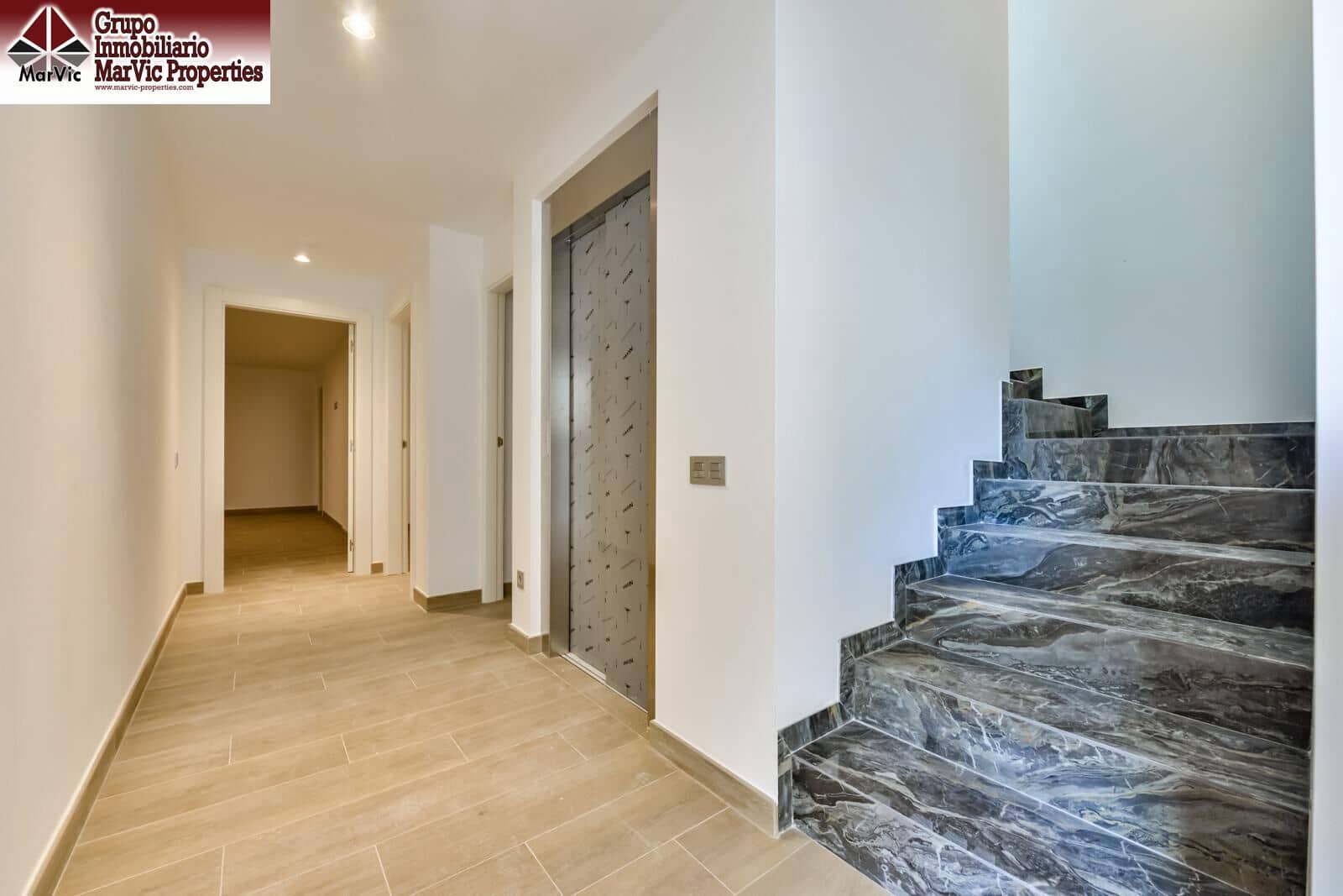 7 Zimmer Villa zu verkaufen in Finestrat mit Pool Garage - 1.900.000 € (Ref: 9449211)